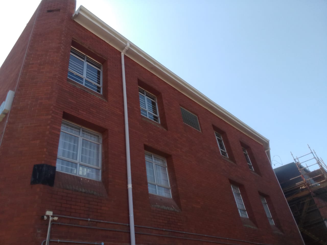 Completed gutter installation project in KwaZulu-Natal